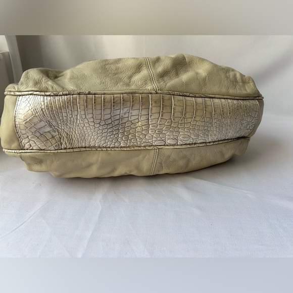 Brahmin tan leather large hang bag - Picture 11 of 11